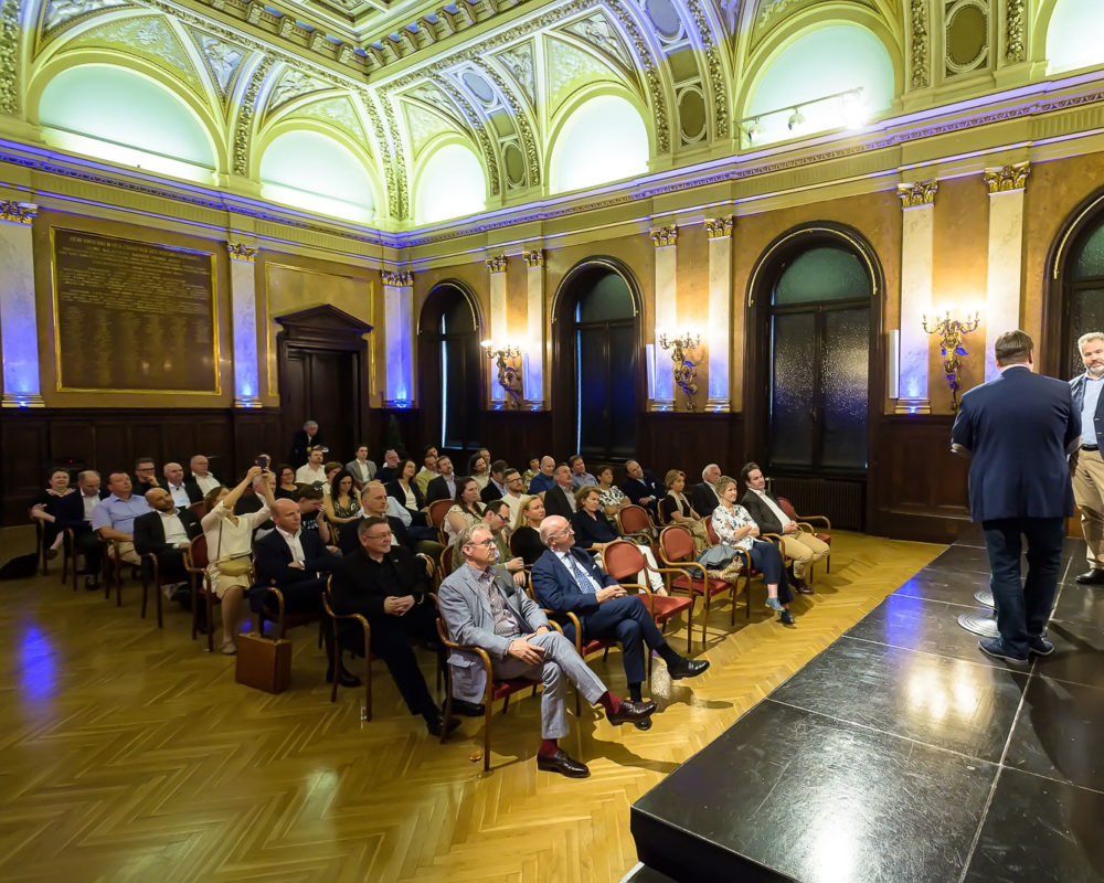 Ögv, reden wir über die zukunft mit… beate meinl reisinger at palais eschenbach, vienna, austria, on wednesday, may 11, 2022.