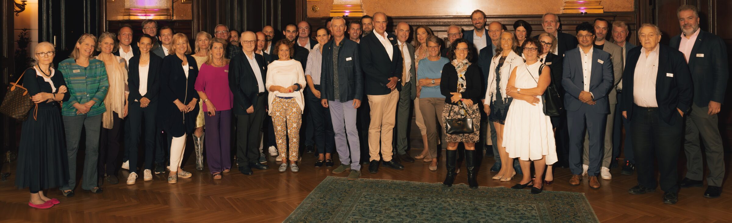 ÖGV Nachrichten: Club der Traditionsbetriebe