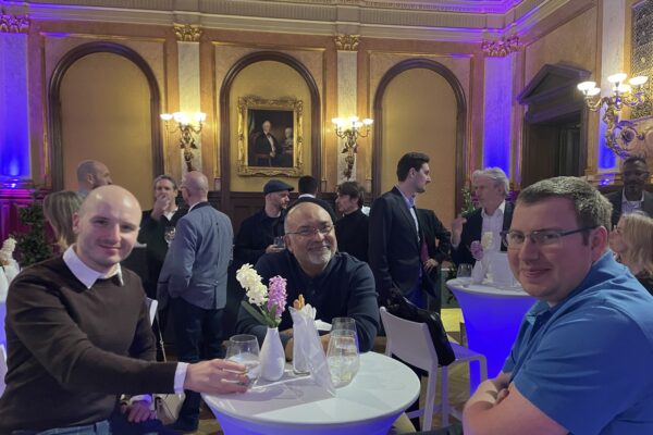 web gin n'tonic märz 2026 copyright Ögv 044