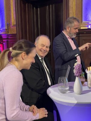 web gin n'tonic märz 2026 copyright Ögv 049