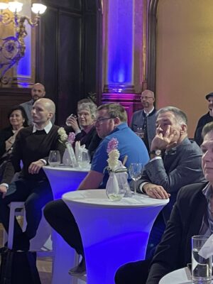 web gin n'tonic märz 2026 copyright Ögv 081