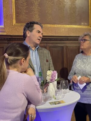 web gin n'tonic märz 2026 copyright Ögv 132