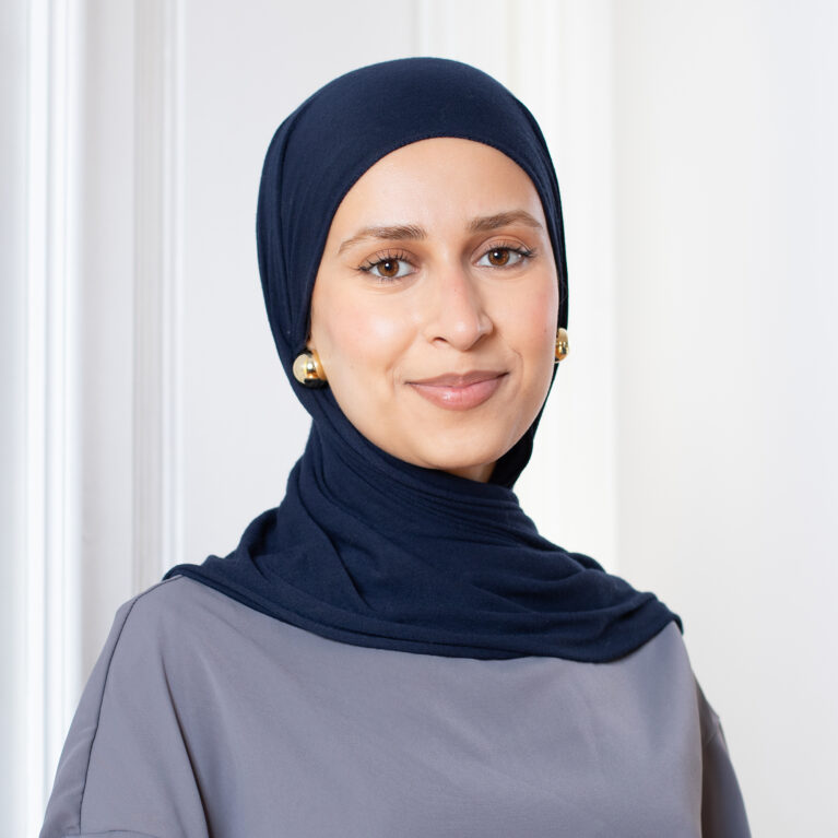 Hossna Hosseini